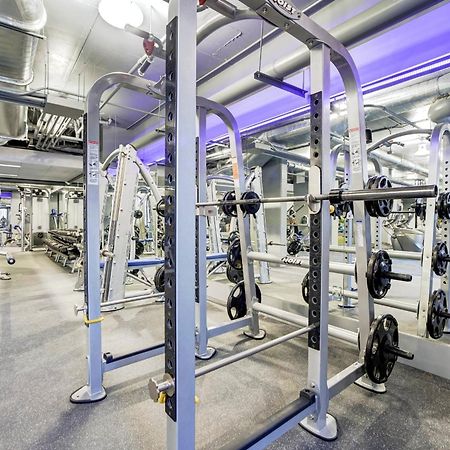 Fantastic 2 Bedroom Apartment With Gym At Arlington Esterno foto