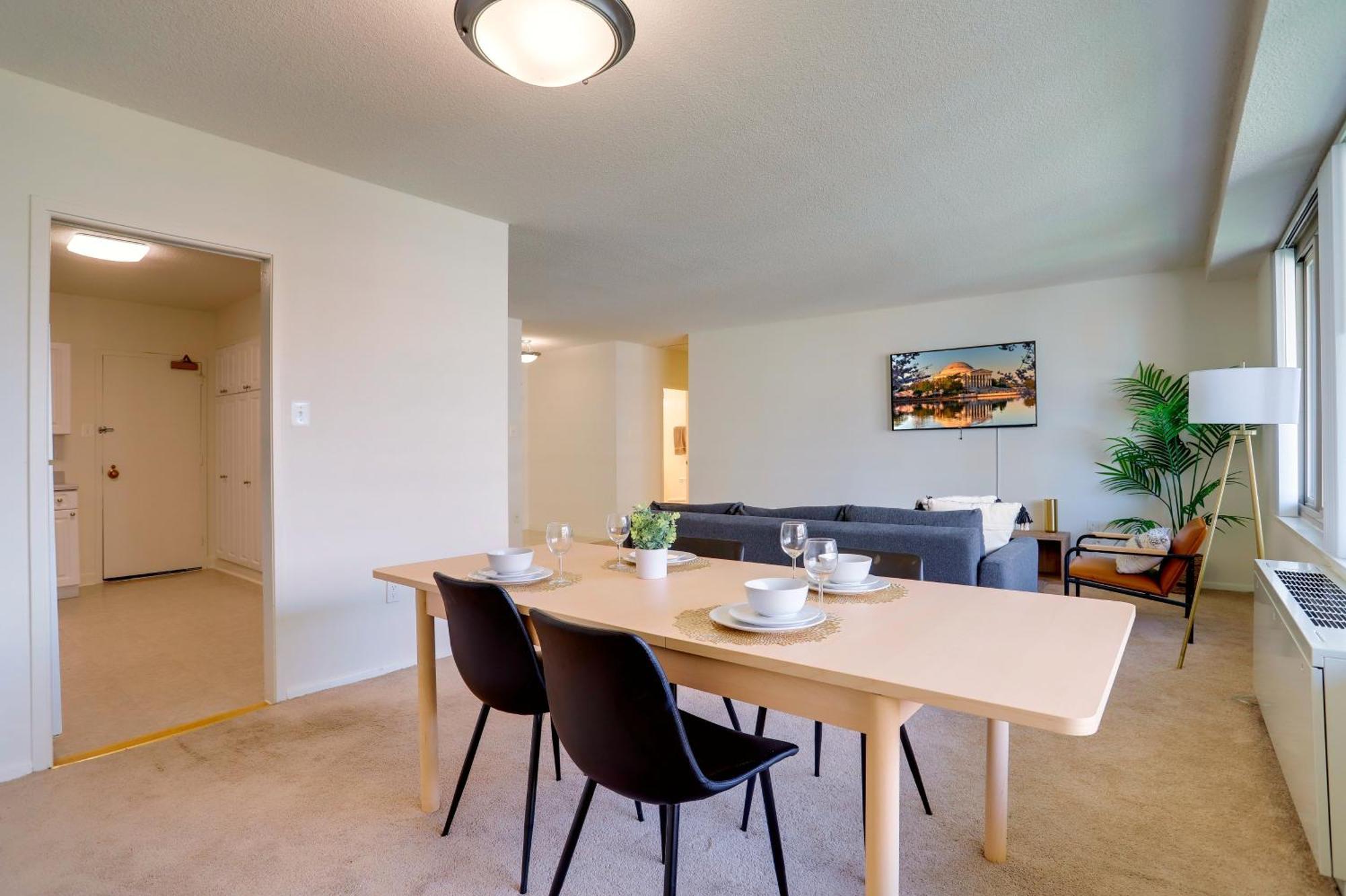 Fantastic 2 Bedroom Apartment With Gym At Arlington Esterno foto