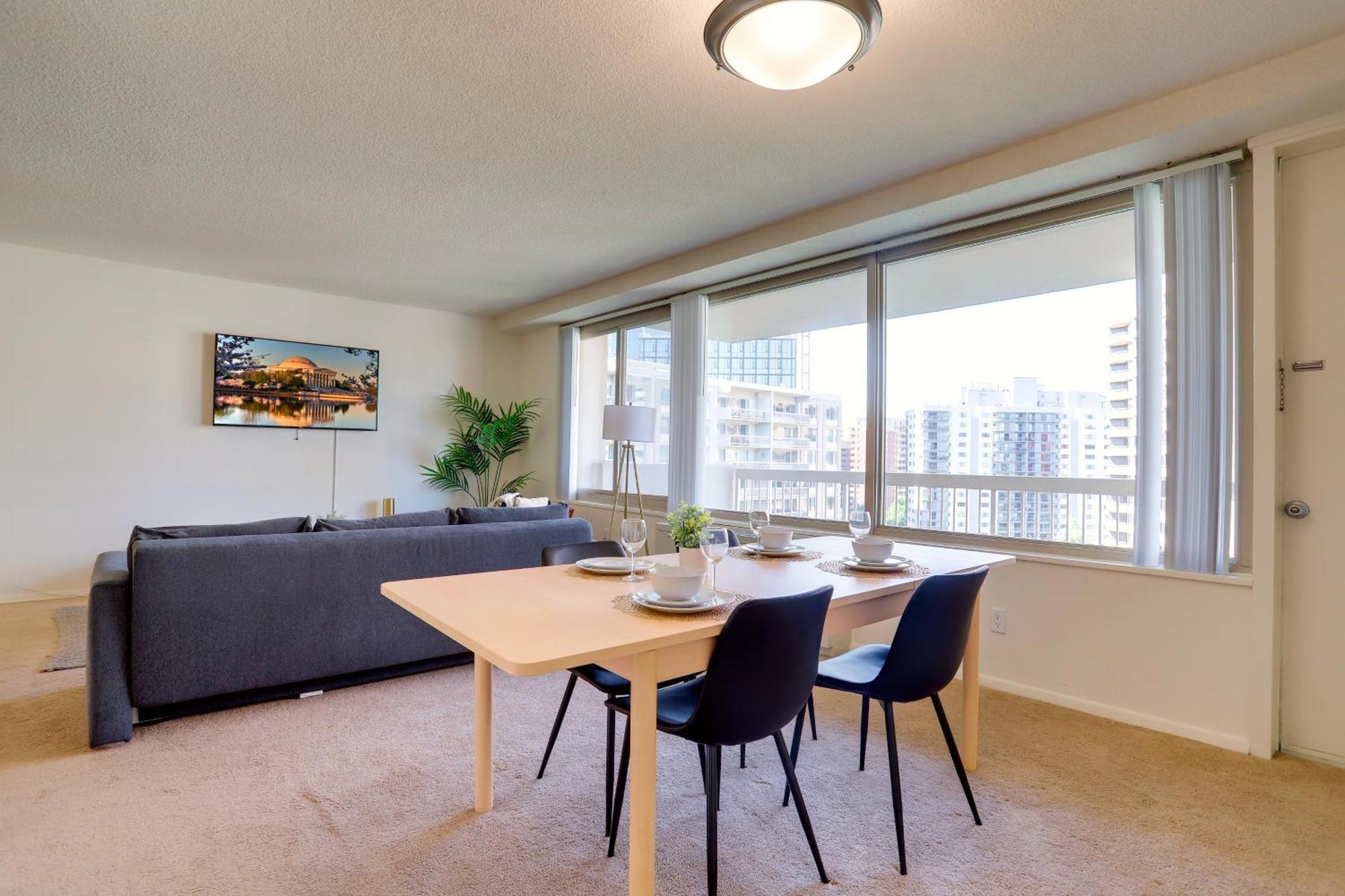 Fantastic 2 Bedroom Apartment With Gym At Arlington Esterno foto
