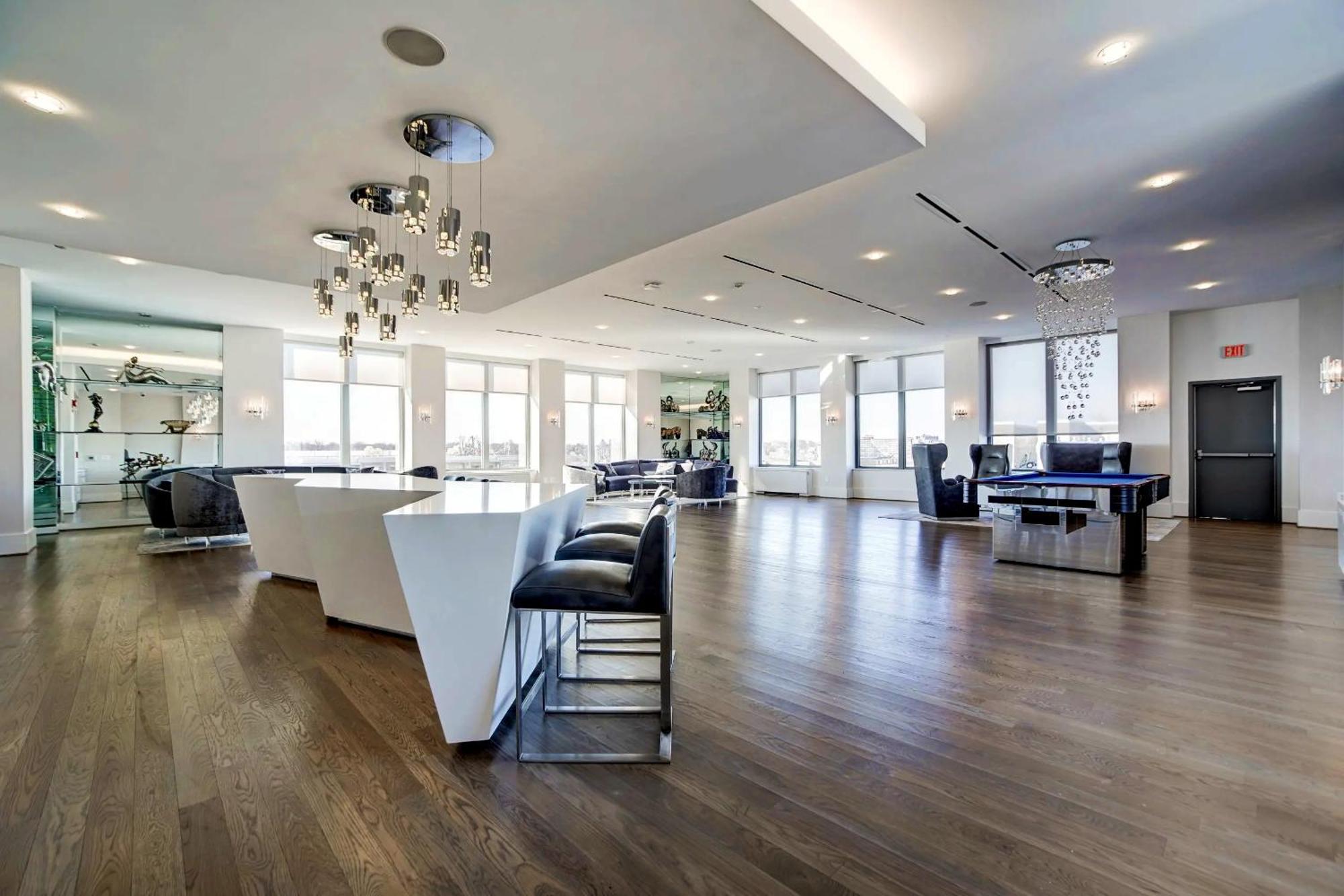Fantastic 2 Bedroom Apartment With Gym At Arlington Esterno foto